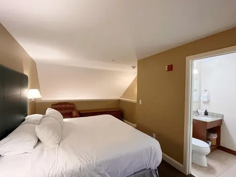 320/322, Qtr 4, 89 Grand Summit Way Dover VT 05356