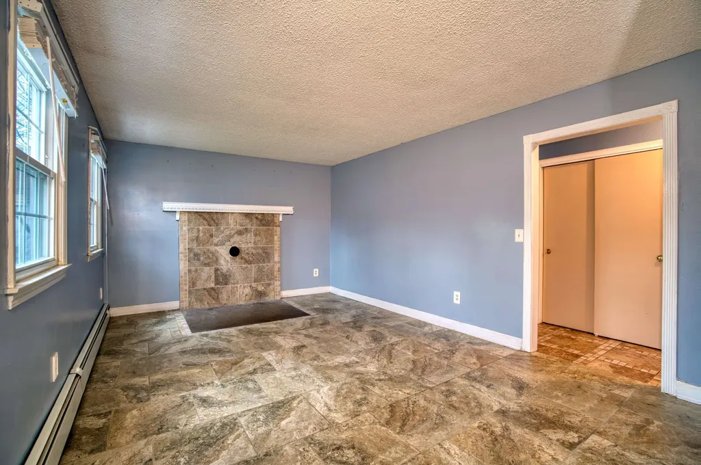 75 Stratton Road Jaffrey NH 03452