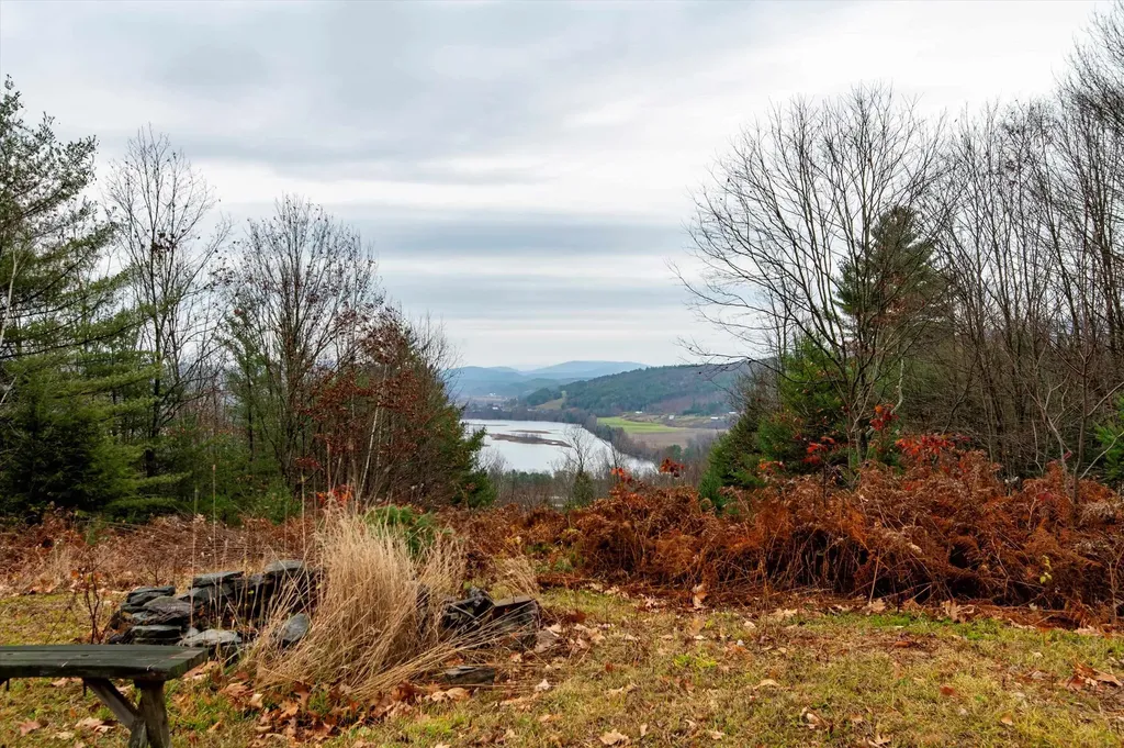 00 Symns Pond Road Barnet VT 05821