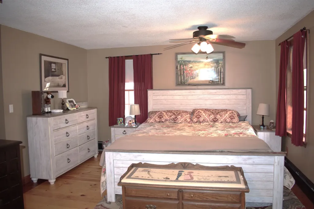 37 Sheldon Road Derry NH 03038