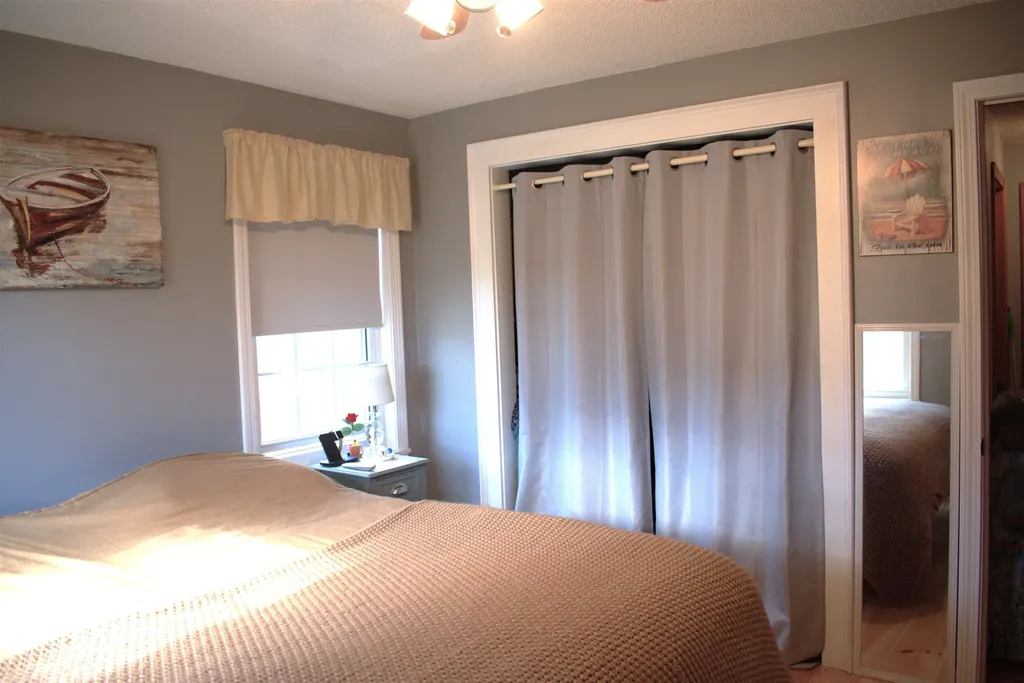 37 Sheldon Road Derry NH 03038