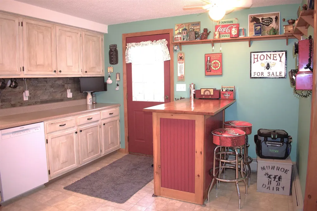 37 Sheldon Road Derry NH 03038