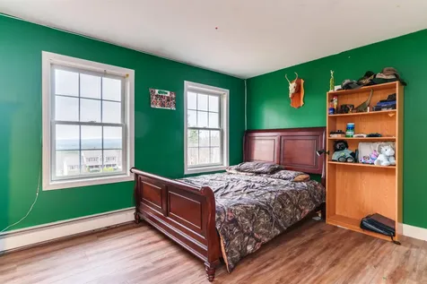 35 Chamberlin Way New Durham NH 03855