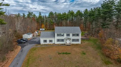 35 Chamberlin Way New Durham NH 03855