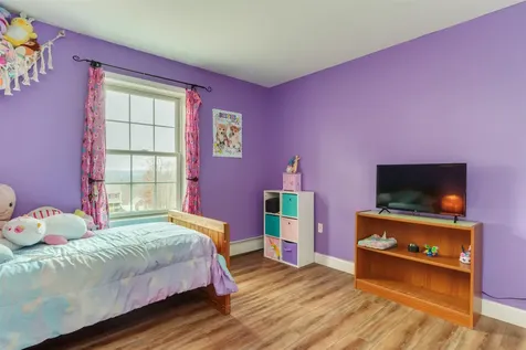 35 Chamberlin Way New Durham NH 03855