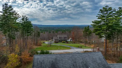 35 Chamberlin Way New Durham NH 03855