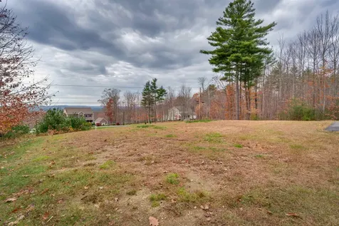 35 Chamberlin Way New Durham NH 03855