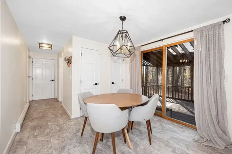 37 Geisser Lane Hampstead NH 03841