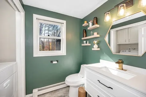 37 Geisser Lane Hampstead NH 03841