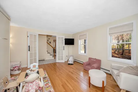 37 Geisser Lane Hampstead NH 03841