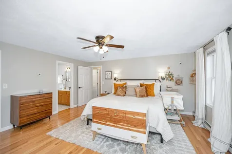 37 Geisser Lane Hampstead NH 03841