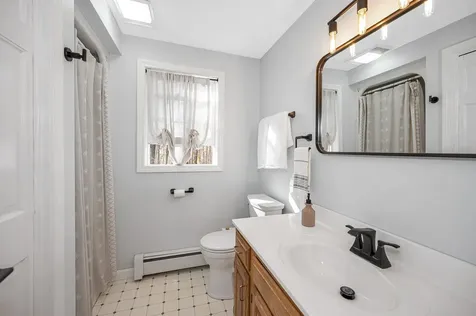 37 Geisser Lane Hampstead NH 03841
