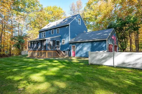 37 Geisser Lane Hampstead NH 03841