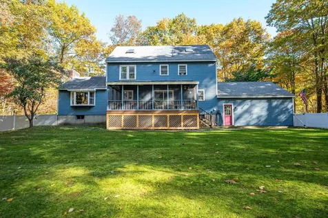 37 Geisser Lane Hampstead NH 03841