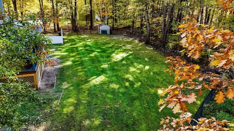 37 Geisser Lane Hampstead NH 03841