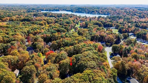 37 Geisser Lane Hampstead NH 03841