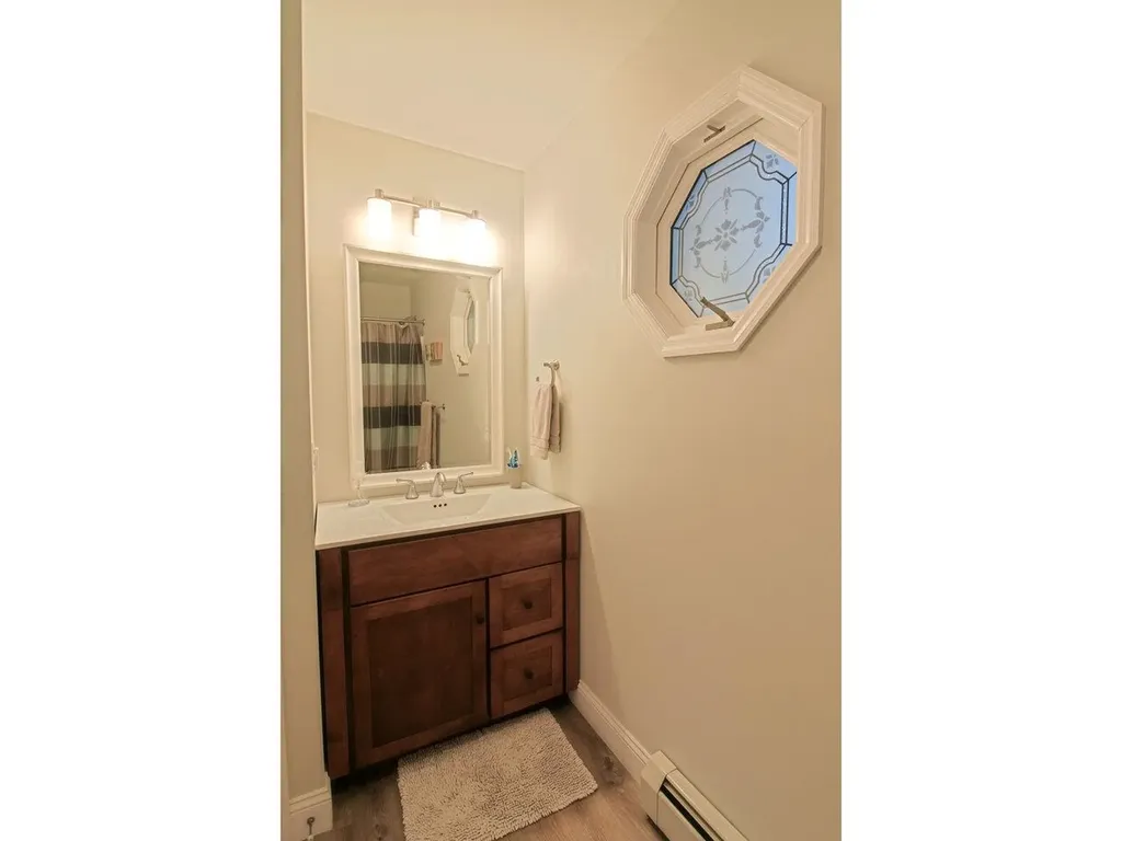 5 Elcy Lane Charlotte VT 05445