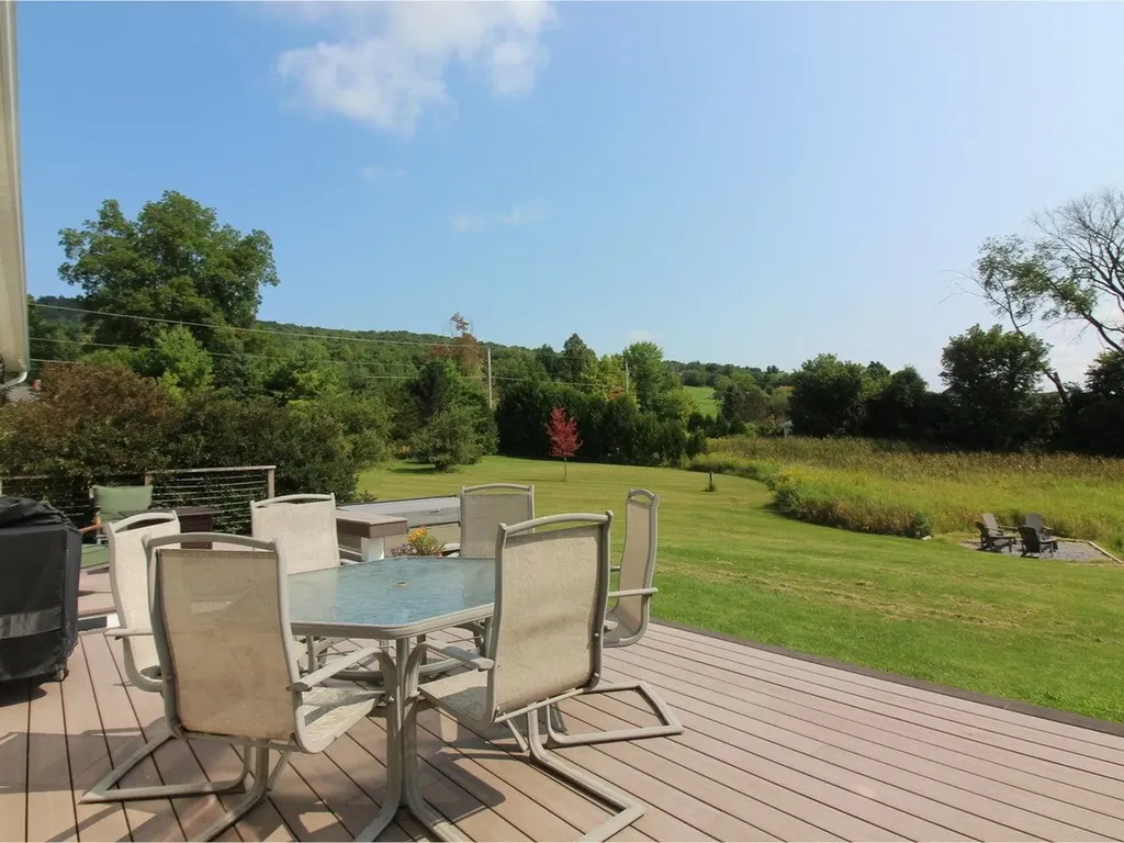 5 Elcy Lane Charlotte VT 05445