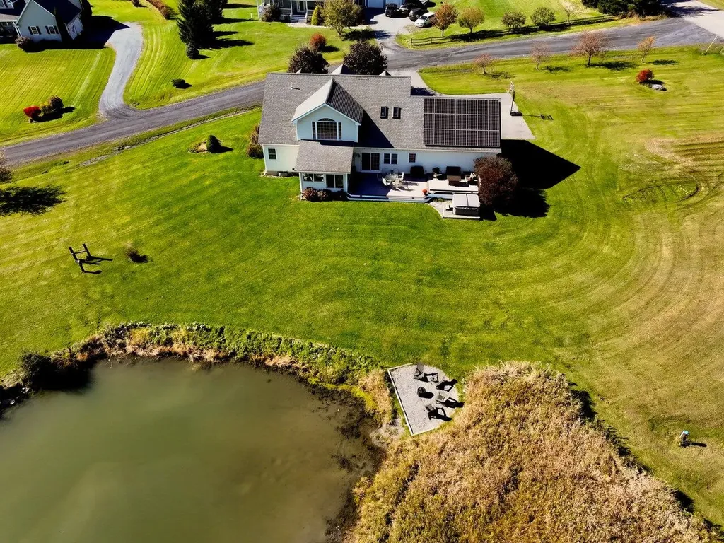 5 Elcy Lane Charlotte VT 05445