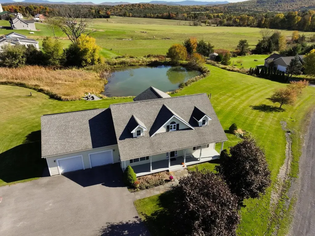 5 Elcy Lane Charlotte VT 05445