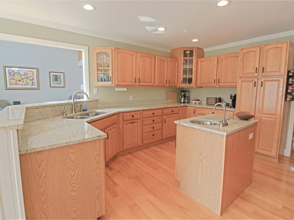 5 Elcy Lane Charlotte VT 05445