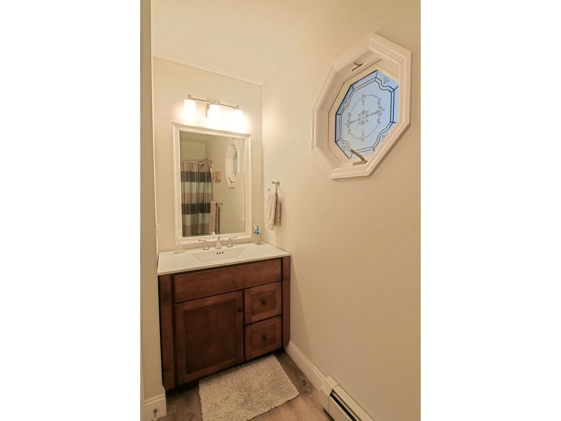 5 Elcy Lane Charlotte VT 05445