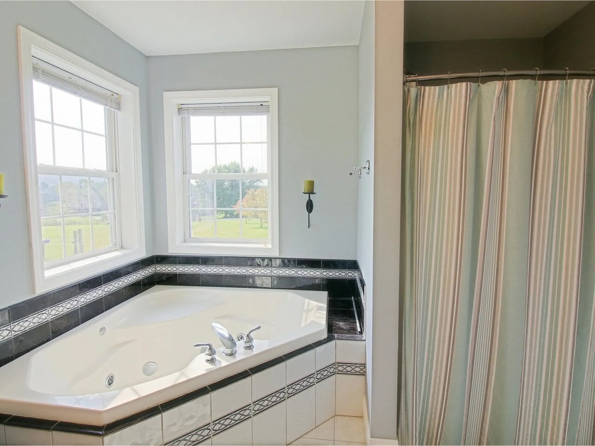 5 Elcy Lane Charlotte VT 05445