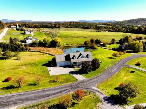 5 Elcy Lane Charlotte VT 05445