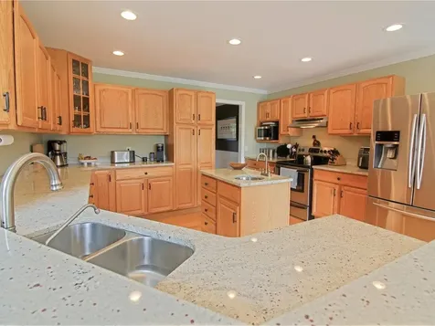 5 Elcy Lane Charlotte VT 05445