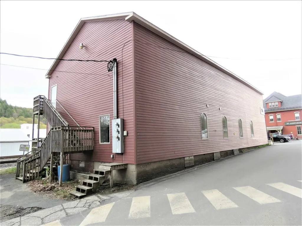 25 Depot Square St. Johnsbury VT 05819
