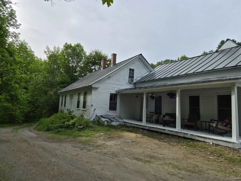 2402 Chelsea Road Corinth VT 05039