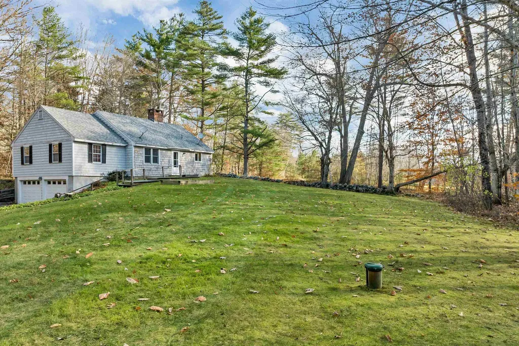 9 Jennifer Circle Wolfeboro NH 03894