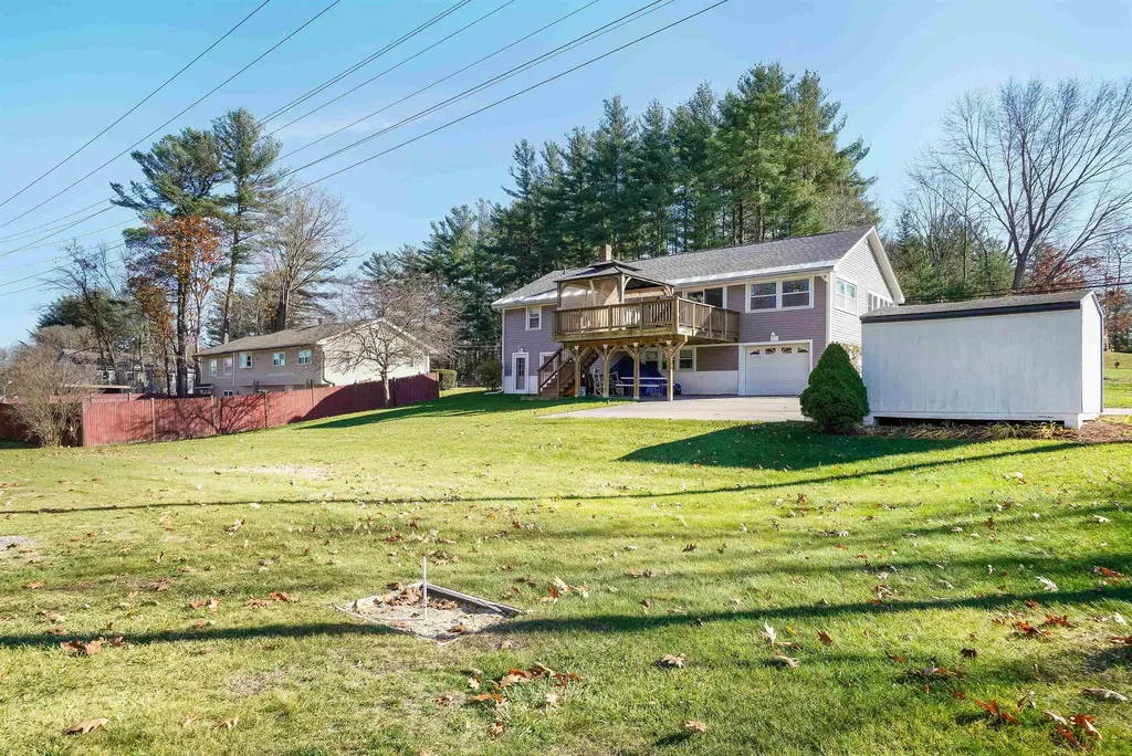 11 Winnhaven Drive Hudson NH 03051