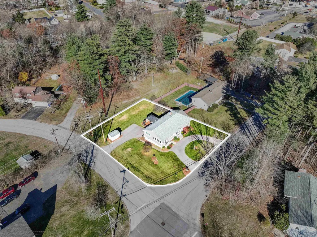 11 Winnhaven Drive Hudson NH 03051