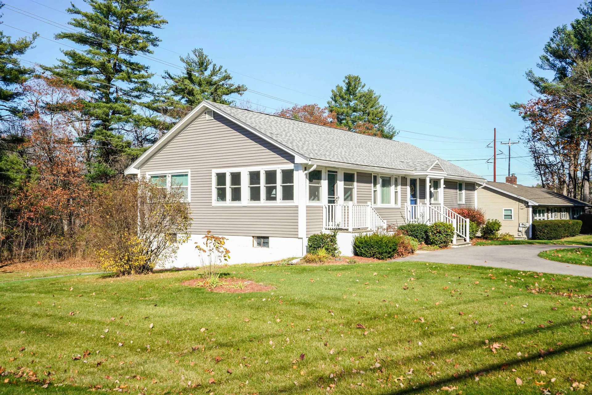 11 Winnhaven Drive Hudson NH 03051