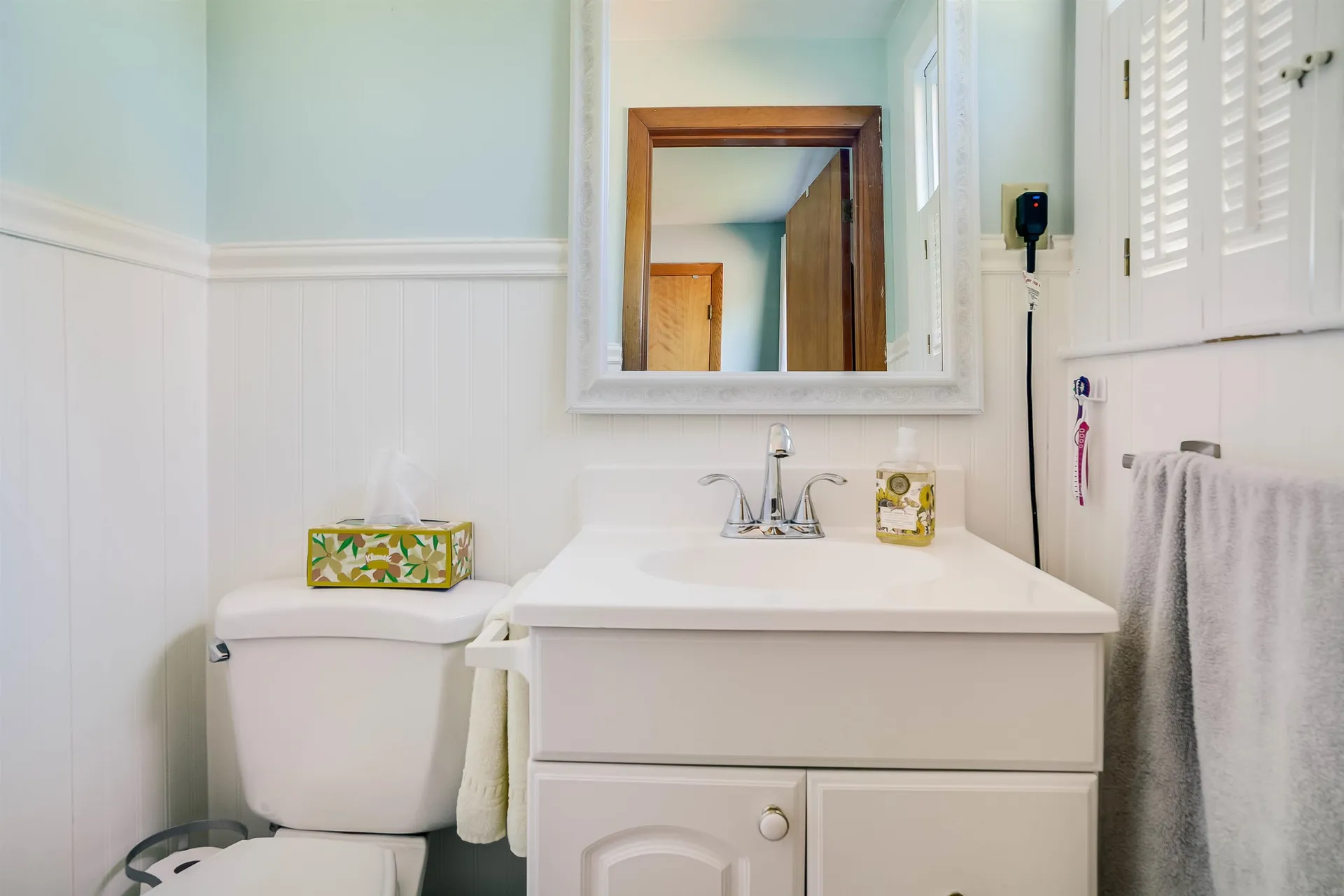 11 Winnhaven Drive Hudson NH 03051