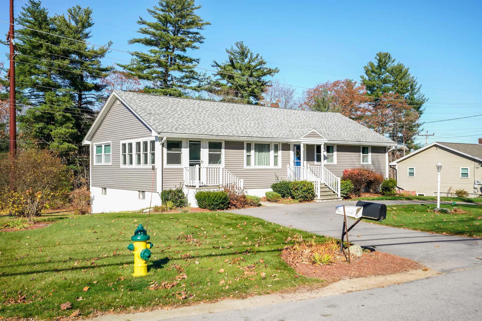 11 Winnhaven Drive Hudson NH 03051