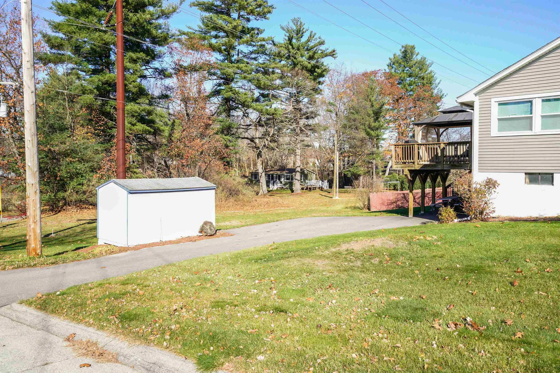 11 Winnhaven Drive Hudson NH 03051