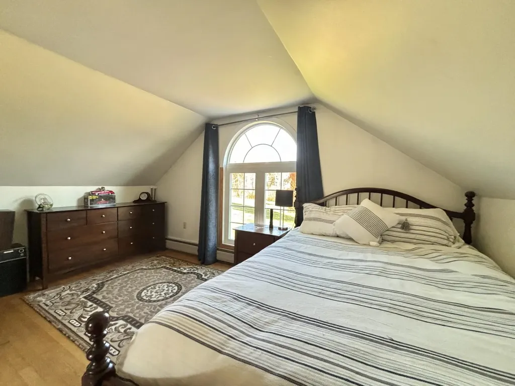 272 Swanzey Lake Road Swanzey NH 03446