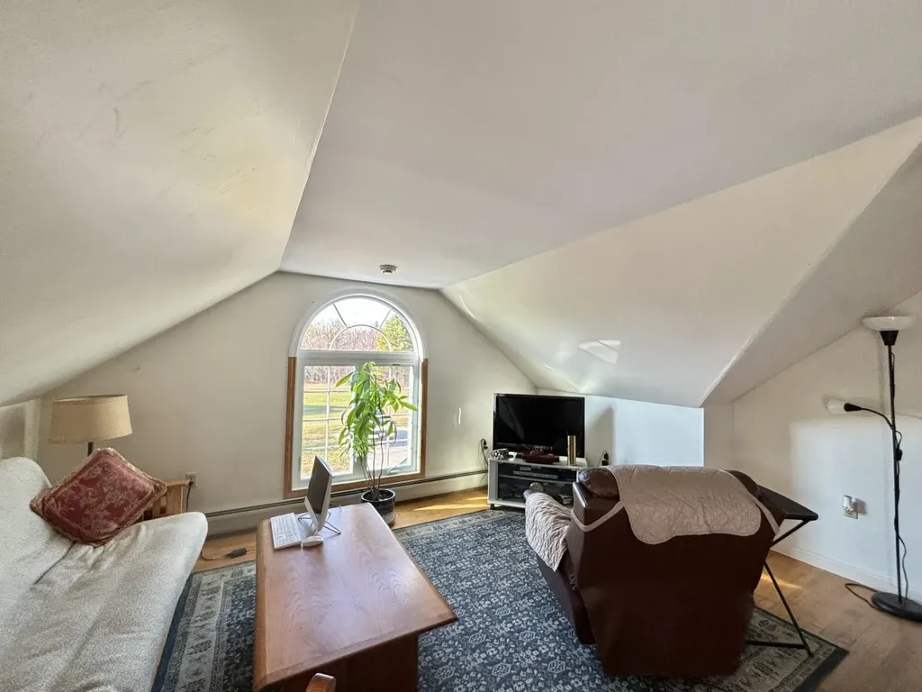 272 Swanzey Lake Road Swanzey NH 03446