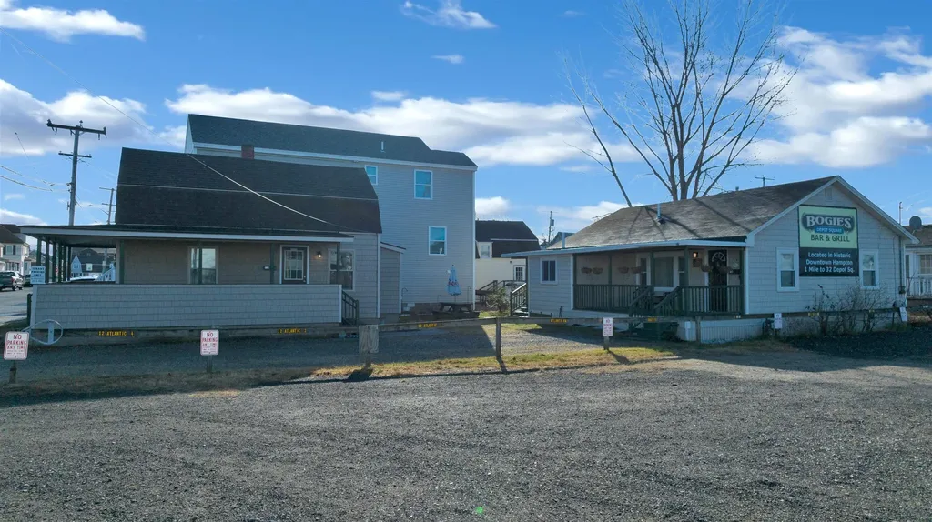 17 O Street Hampton NH 03842
