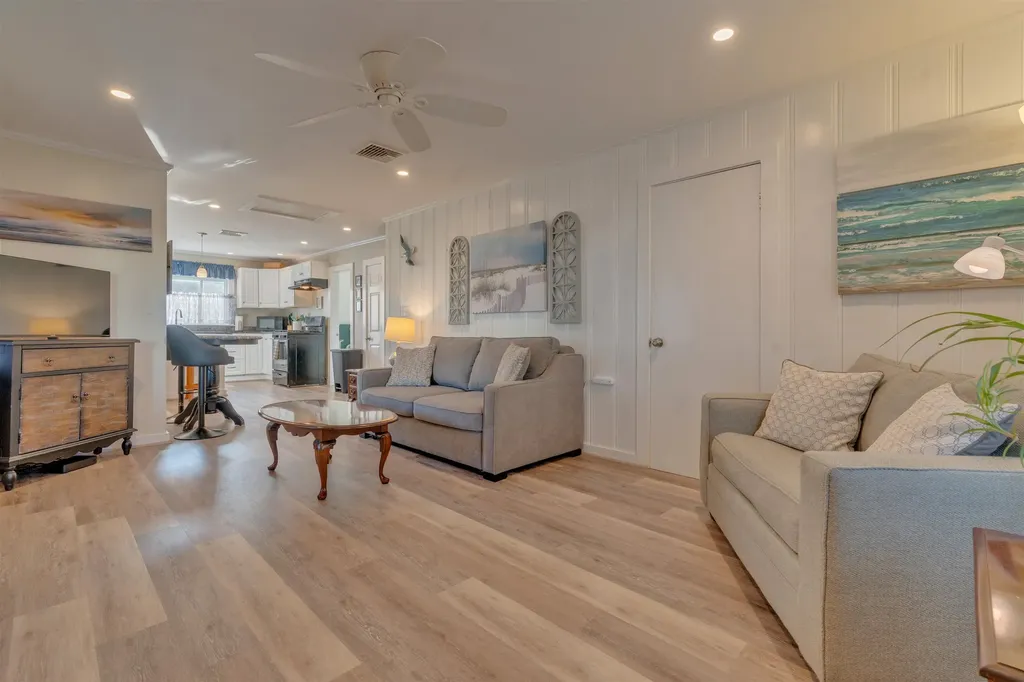 17 O Street Hampton NH 03842