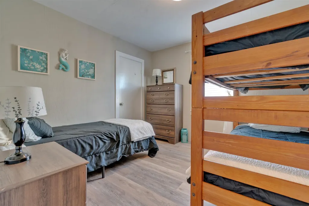 17 O Street Hampton NH 03842