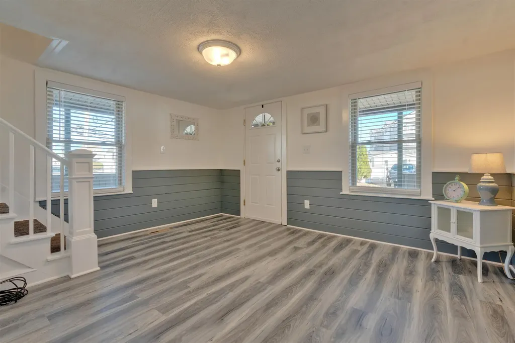 17 O Street Hampton NH 03842