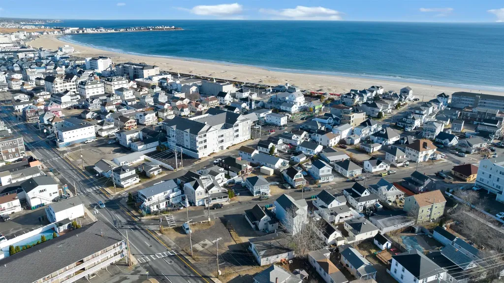 17 O Street Hampton NH 03842