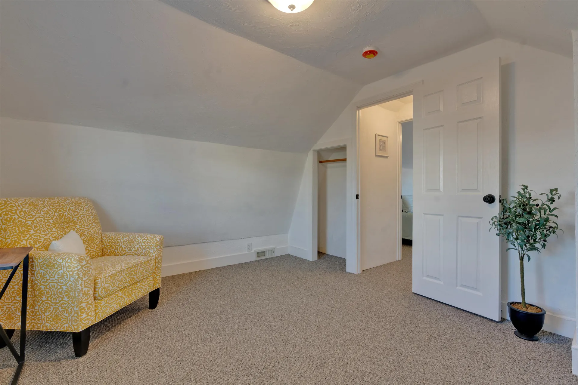 17 O Street Hampton NH 03842