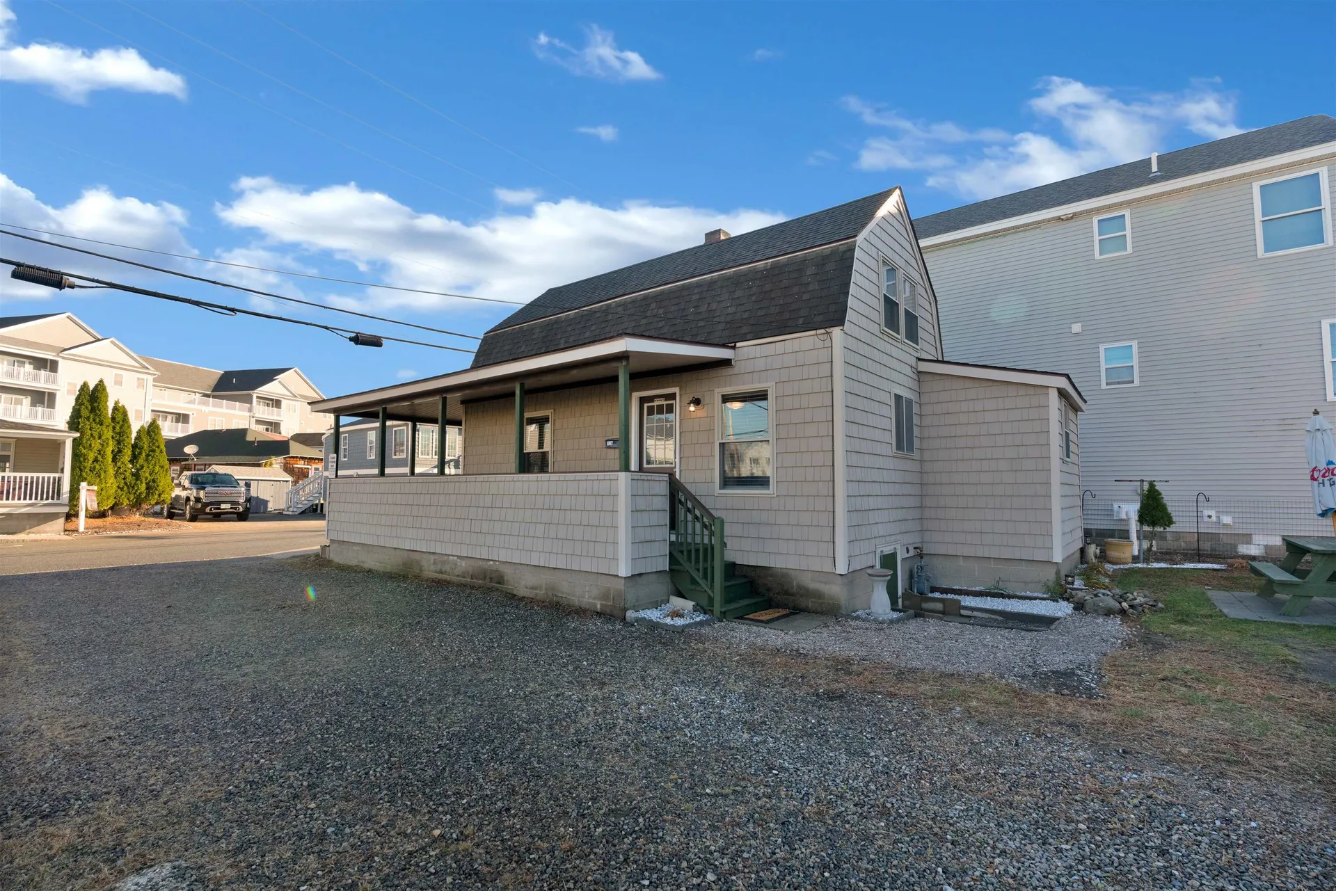 17 O Street Hampton NH 03842