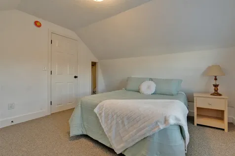 17 O Street Hampton NH 03842