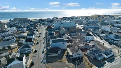 17 O Street Hampton NH 03842