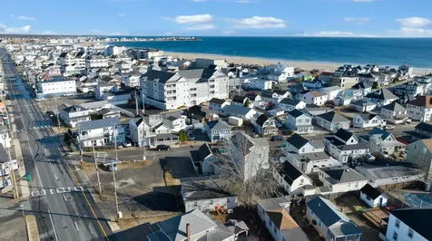 17 O Street Hampton NH 03842